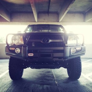 2011 Tacoma Reg Cab 2.7 4x4 / Overland