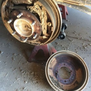 Lots of dirt inside the drum.