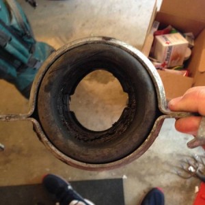 Worn out carrier bearing