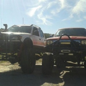 For those of you that remember rocktoy's rig and mine from moab this l