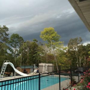 Cooking a humbugger and I see this... Looks like it may have rotation....:e