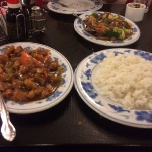 Hot braised pork too.