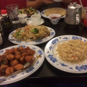 Hot braised shrimp and fried rice.