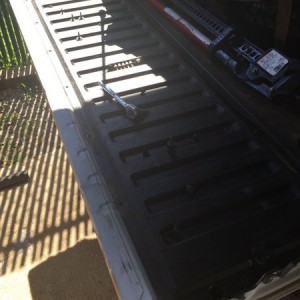 Tail gate cap removed