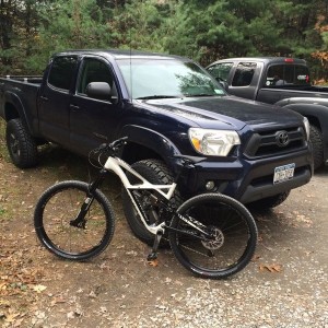 650b Enduro Carbon :drool: Demo time!