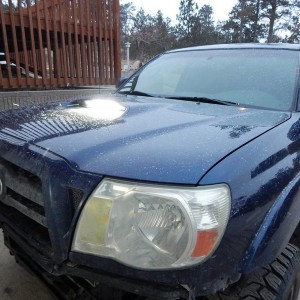 Hood scoop lightbar bracket by C4Fab