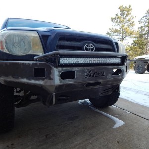 30" lightbar mounted on C4Fab front bumper