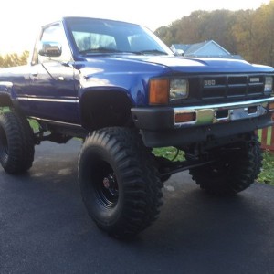 Don't know much, but my younger brother just bought this!