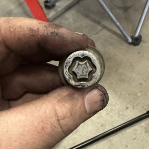 Factory Lug Nut Wheel Lock