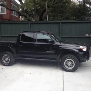 Factory roof rack installed 1