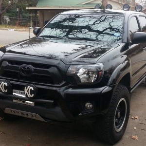 BHLM, Blacked out grill chrome