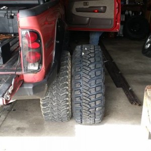 99 Tacoma 35's