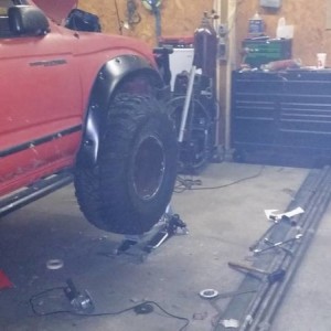 99 Tacoma 35's