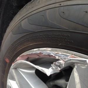 2014 Ford Edge 20" Wheel Damage