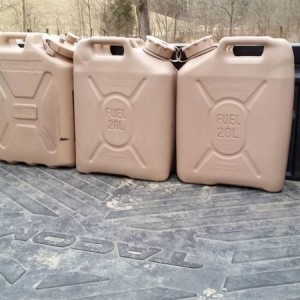 Scepter jerry cans