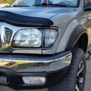 clear corner lights/ chrome headlight