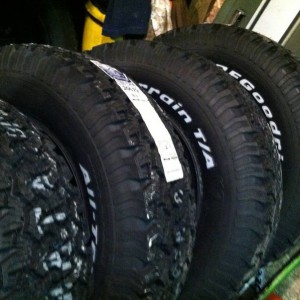 BFG ALL-TERRAINS KO's 265/75R16
