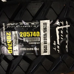285/65r18