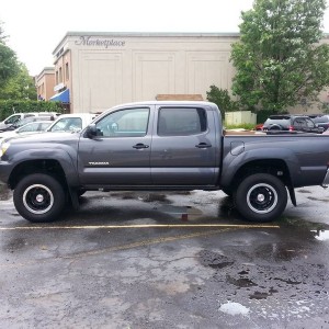 2013 Tacoma MGM DCSB Prerunner 3" Lift