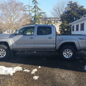 Tacoma Driveway post lift