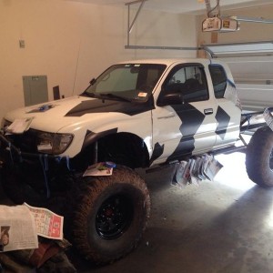 snow_camo_tacoma1