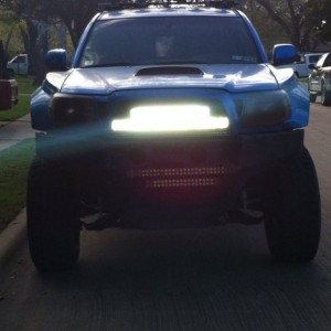 Finally got around to customizing a bracket for these light bars