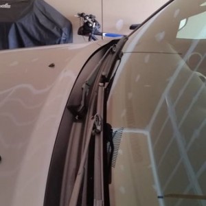 Rain-X latitude wiper blades.