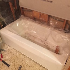 I can't get the tub out!