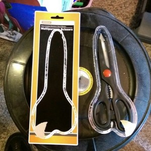 Just opened these scissors from Harbor Freight.