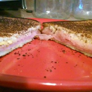 Sammich. look at that meat (thats right i got paid yesterday)