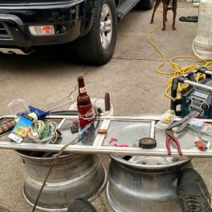 Quick mobile work bench
