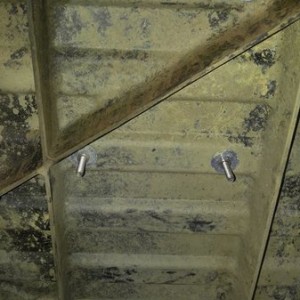 LBracket_UndersideViewOfBoltsNearCab