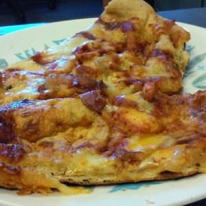 Left over mellow mushroom bbq chicken pizza