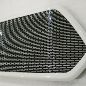 Super White Bezel - Gloss Black Mesh 2