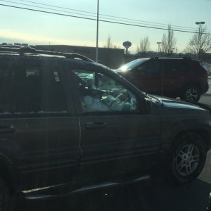 Bet the inside of this heep smells wonderful with all the trash piled up to the window :puke: