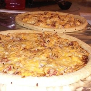Bbq bacon chicken and buffalo bacon chicken pizza from near to far (yeah i aluminium foiled my oven rack for this)