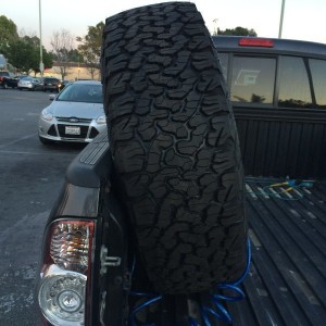 Tire on Yakima spare mount after driving