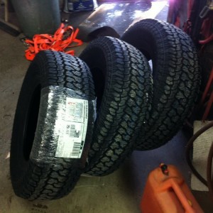 Received the new shoes! Was supposed to get them mount tomorrow but it's going to be today!