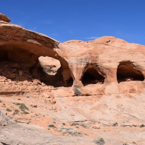 Colonnade/5 Hole Arch