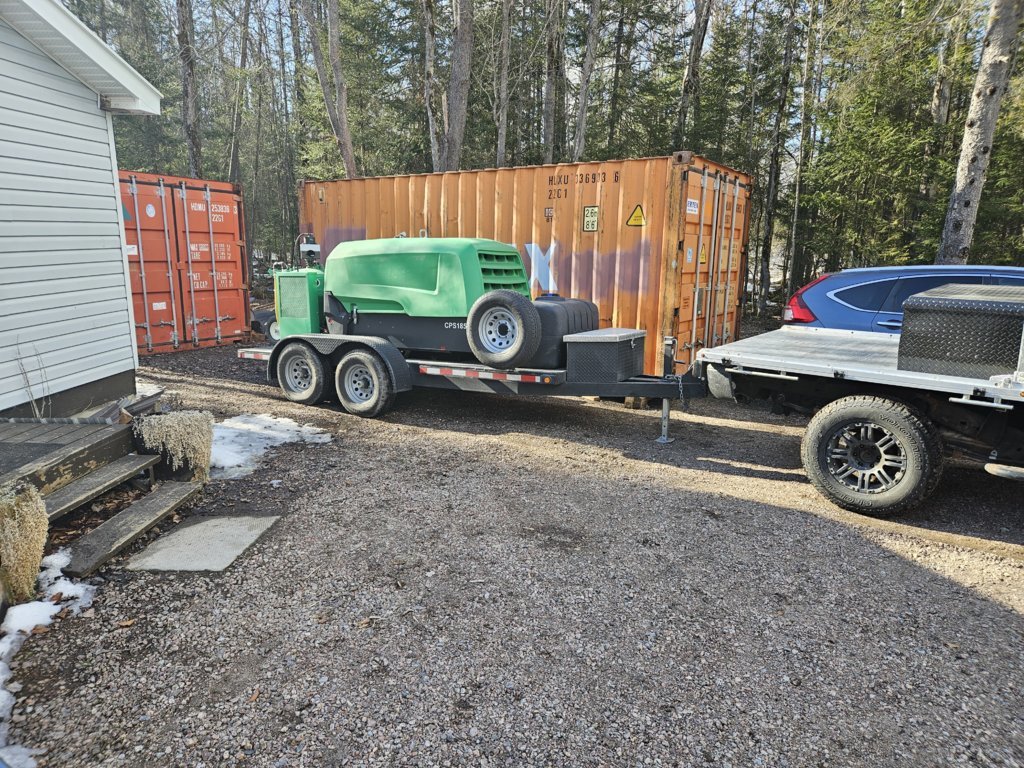 Dustless.sandblasting.rig